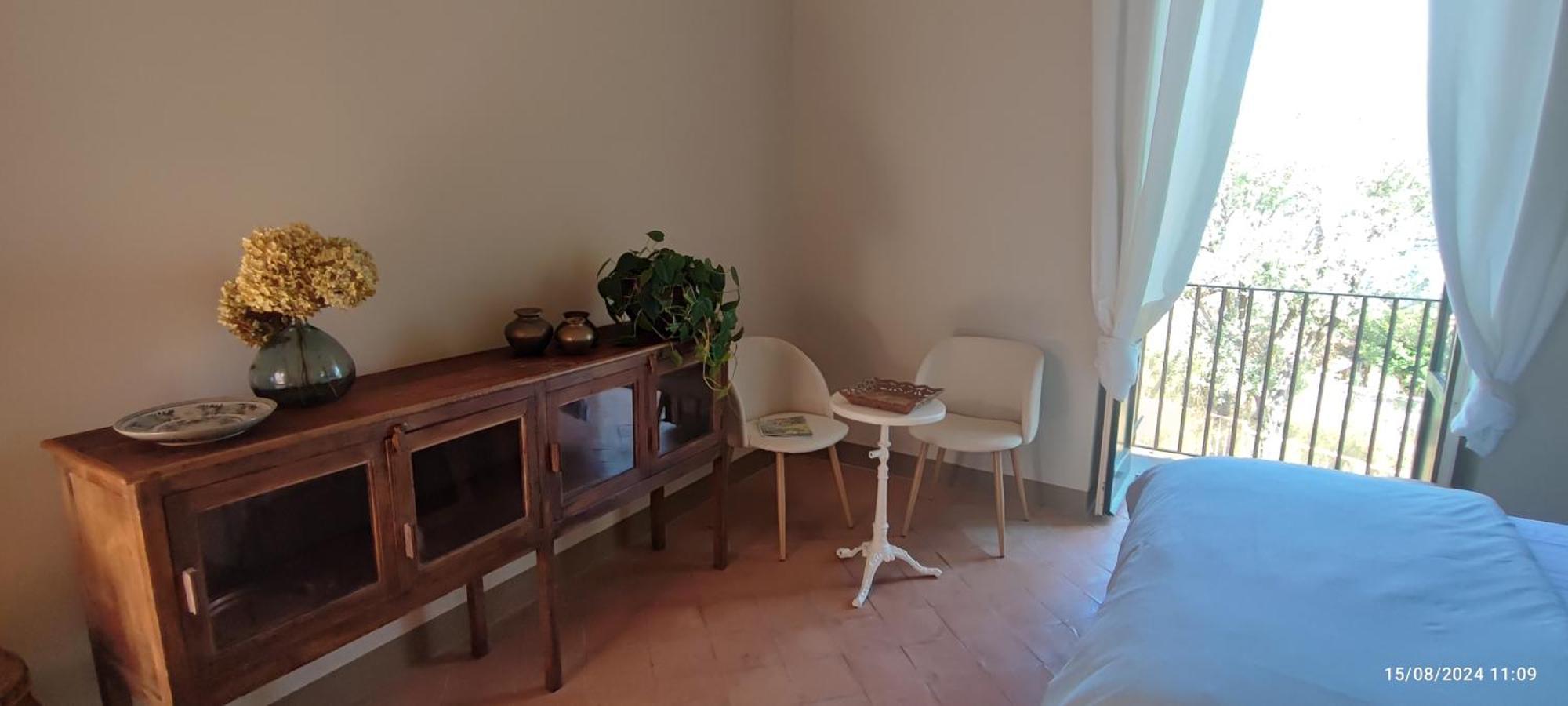 Lally's Garden Couette-café